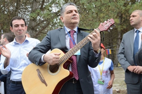 «Հայկական աշխարհը» չի ընդունում Տիգրան Սարգսյանին