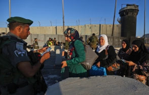 Իսրայելի ոստիկանությունը սահմանափակել է մահմեդականների մուտքը մզկիթ