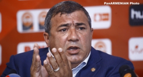 Հանրայինի պատասխանը Ռուբեն Հայրապետյանին. «Նա լսել է միայն այն, ինչ ցանկացել է լսել»