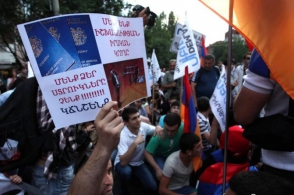 «Դո՛ւրս եկեք պետհիմնարկից. գործից դուրս գալը կլինի բողոքի լավագույն ձևը»