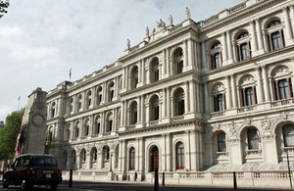 МИД Великобритании призвал Армению и Азербайджан придерживаться режима прекращения огня