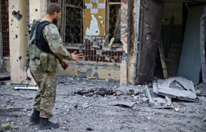 Восемь ополченцев получили ранения при взрыве в Донецке