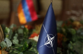 НАТО считает эскалацию конфликта в Карабахе угрозой всему региону