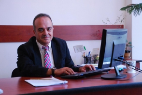 Ալեքսանդր Բազարչյանը` ՀՀ ԱՆ առողջապահության ազգային ինստիտուտի տնօրենի ժամանակավոր պաշտոնակատար