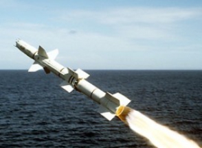 КНДР запустила три баллистические ракеты в сторону Японского моря