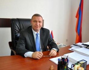 Միքայել Մելքումյանն առաջարկում է էապես թեթևացնել պետական տուրքի տույժի բեռը