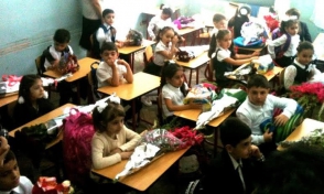 Թբիլիսիի հայալեզու դպրոցում հնչել է Առաջին զանգը