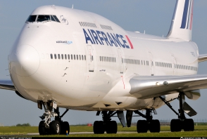 Из-за забастовки «Air France» завтра отменит 55% рейсов