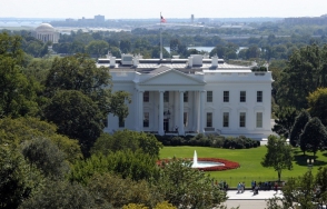 Проникший на территорию Белого дома мужчина был задержан охраной