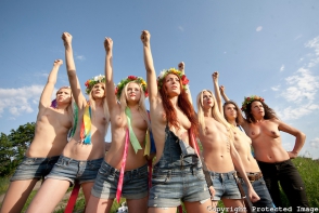 «FEMEN»–ը Փարիզում «Իսլամական պետության» դեմ ակցիա է կազմակերպել