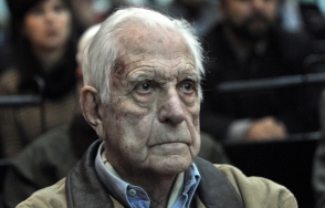 В Аргентине бывший диктатор приговорен к 23 годам тюрьмы сверх трех пожизненных сроков