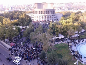 Митинг «тройки» (видео)