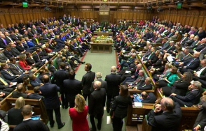 Британский парламент проголосовал за признание государственности Палестины