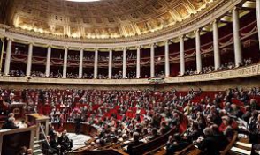 Ֆրանսիայի  խորհրդարանը նախագահին պաշտոնից հեռացնելու կարգի մասին  օրենք է ընդունել