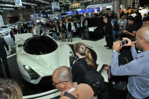 В Дубае «Bentley», «Ferrari» и «Lamborghini» сделают бесплатными такси