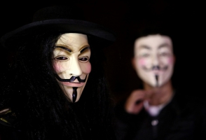Լոնդոնում կապիտալիզմի դեմ ցույց է տեղի ունենում «Anonymous» խմբի կազմակերպմամբ