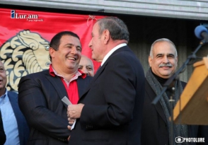 Համաժողովրդական շարժումն ուղղակի պարտավոր է մարդկանց համընդհանուր դժգոհությունը նյութականացնել