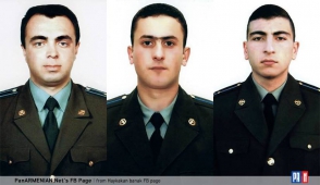 Բակո Սահակյանը հետմահու պարգևատրել է ԼՂՀ ռազմական օդուժի ՄԻ-24 ուղղաթիռի անձնակազմի անդամներին