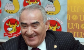 Կիմա Եղիազարյան. «Այս պահին գծատերը հեռախոսագծի մոտ է...»