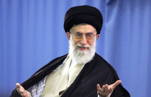 Аятолла Хаменеи: «США и Европе не удастся поставить Иран на колени»