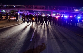 Ֆերգյուսոնում սպանված դեռահասի ընտանիքը քննադատել է բռնարար բողոքները