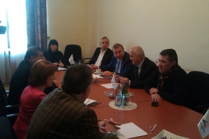 «Եռյակն» աշխատանքային խորհրդակցություն է անցկացնում