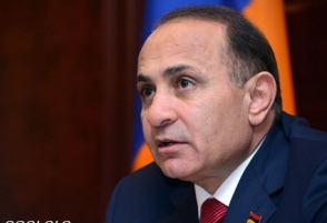 Овик Абрамян выступил с заявлением в связи с ситуацией на финансовом рынке страны