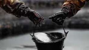 Мировые цены на нефть растут на сообщениях из Ливии