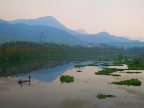 В Китае 14 человек признаны виновными в сбросе в водоемы более 680 тонн отходов с мышьяком