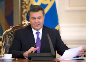 Интерпол объявил Януковича в международный розыск