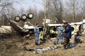 Польша опубликует переговоры диспетчеров аэродрома Смоленска, где разбился Ту-154