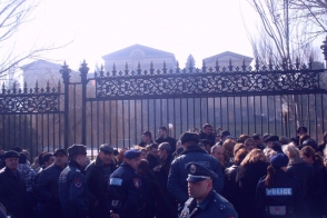 Անհատ ձեռներեցներին չի բավարարում օրենքի կիրառումը հետաձգելու Կառավարության որոշումը (տեսանյութ)