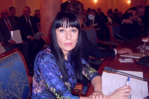 Наира Зограбян: «Нужна скорейшая смена власти»