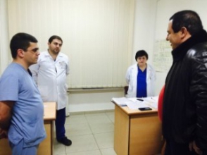 Գագիկ Ծառուկյանն այցելել է հիվանդանոցում գտնվող Արտակ Խաչատրյանին