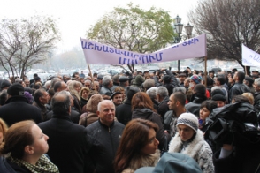 Сегодня работники завода «Наирит» проведут акцию протеста