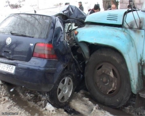 Ողբերգական ավտովթար Վանաձորում. 21-ամյա վարորդը հիվանդանոցում մահացավ