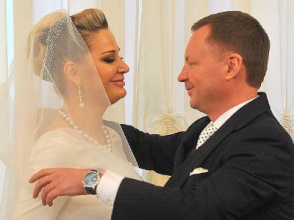 Մոսկվայում առաջին անգամ ամուսնացել են Պետդումայի տարբեր խմբակցությունների պատգամավորներ (լուսանկարներ)
