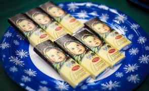 Казахстан изымает из продажи майонез и сладости российского производства
