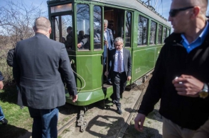 Президент Польши попал в аварию с участием ретро-трамвая