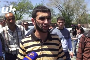 Ջեմով կոնֆետը, շնաձկները, շերեփուկները և փոխնախարարի գինեկոլոգը