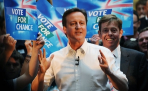 Консервативная партия Великобритании лидирует по итогам парламентских выборов