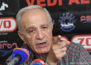 Մկրտիչ Մինասյան. «Երկրից գնում են իշխանությունների ցինիկ վերաբերմունքի պատճառով»