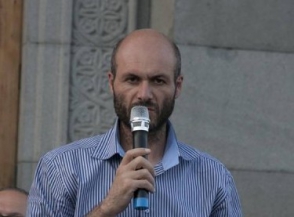 Վարուժան Ավետիսյան. ««Haqqin.az»–ին հարցազրույց տալու իմաստը չեմ հասկանում»