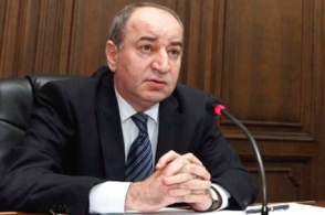 Роберту Назаряну не понравились обвинения Бибина: «Врет!»