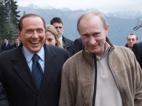 Песков подтвердил, что Путин и Берлускони провели выходные на Алтае