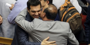 Греческий парламент утвердил меры жесткой экономии