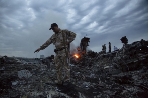 СМИ обнародовали видео ополчения с места падения «Боинга» на Украине