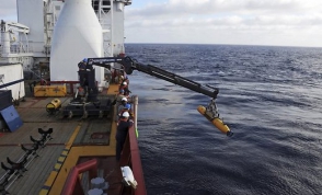 Обнаружен предполагаемый обломок пропавшего в Индийском океане «Boeing»