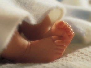 Մահացել է «Էրեբունի» ԲԿ–ում մահացած ծննդկանի երեխան