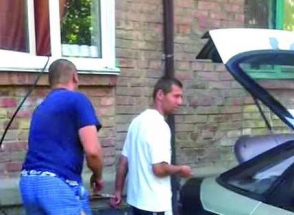Ուկրաինացին մեքենան լիցքավորում է իր տան գազի վառարանով (լուսանկար, տեսանյութ)